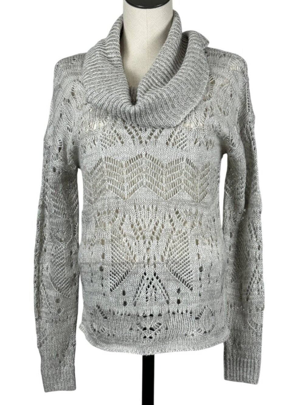 Maurices Cowl Neck Sweater Womens Size Large Gray Silver Metallic Knit Pullover